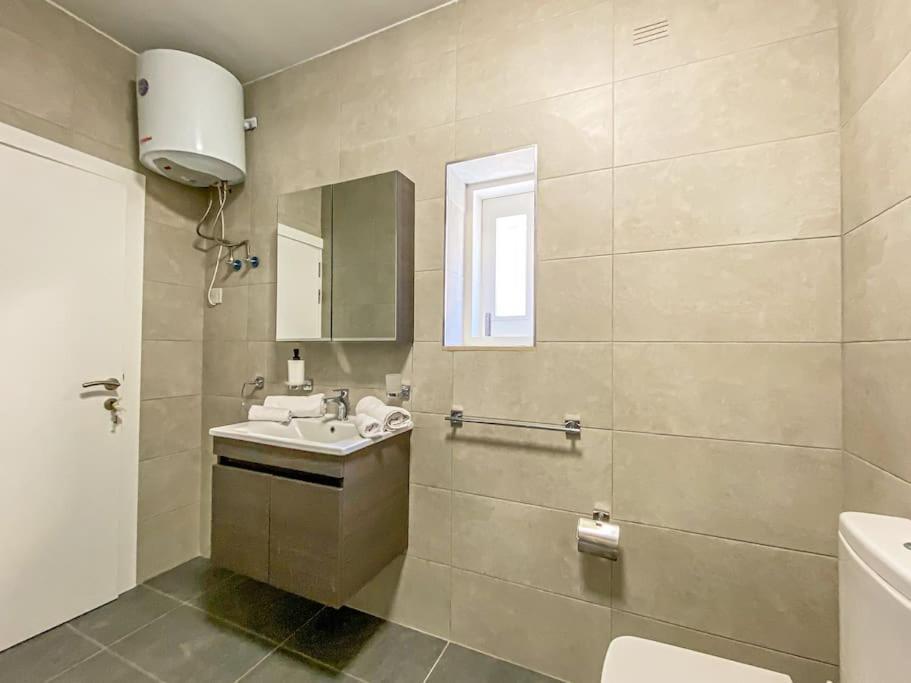 Lovely 1- Bedroom Apartment In Floriana Esterno foto